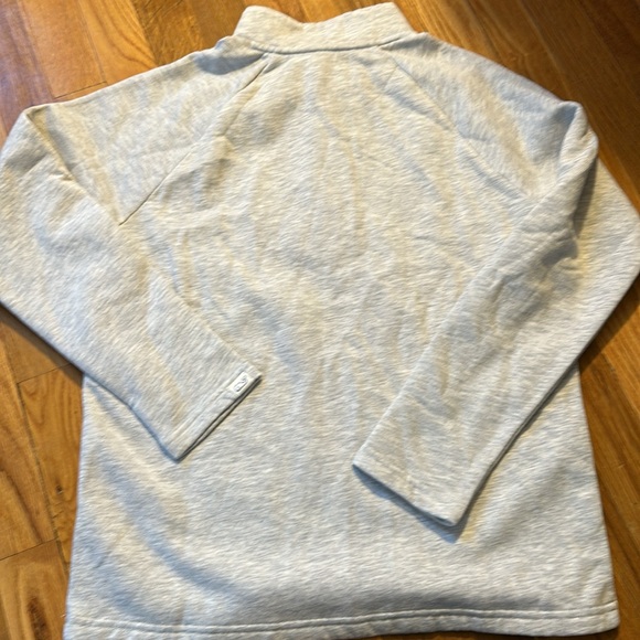 Vineyard Vines Gray pullover with zipper size medium - Picture 5 of 5